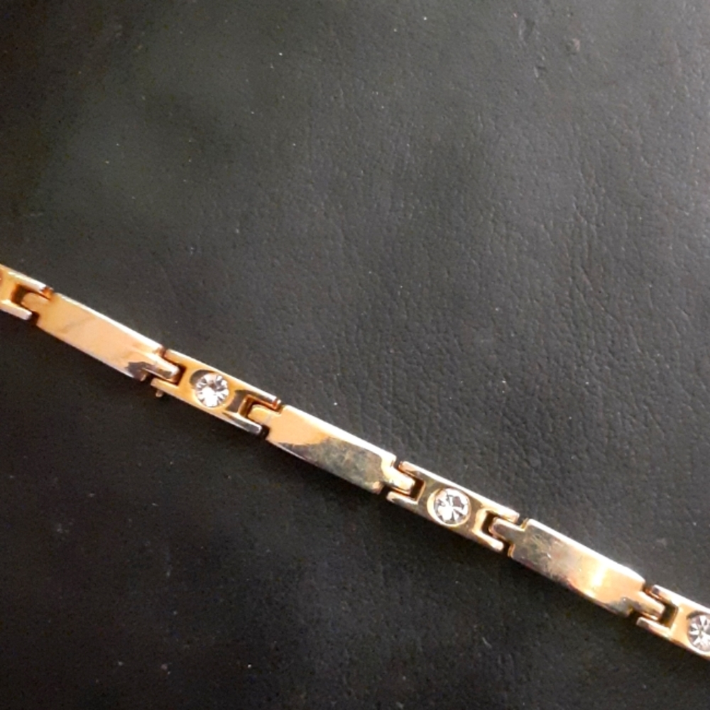Unisex bracelet